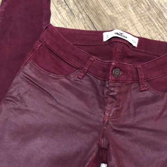 EUC maroon Hollister Jeans - Picture 3 of 6